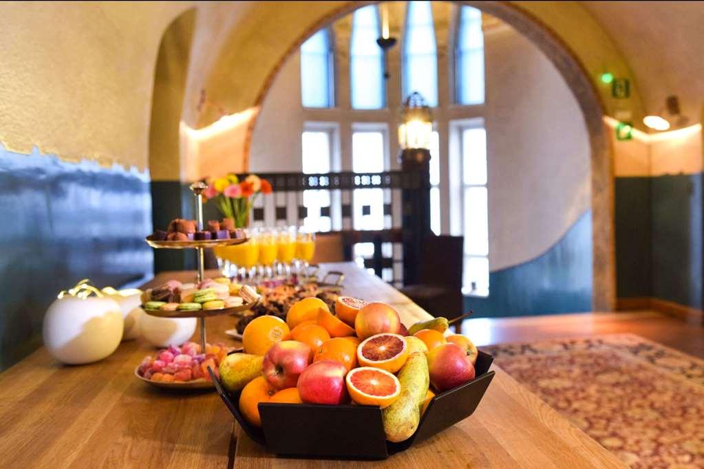 Jugend Hotel 4*
